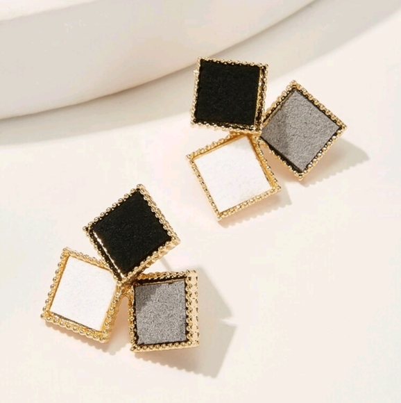 Jewelry - 🍉5 for $25* Geometric Colorblock Post Earrings